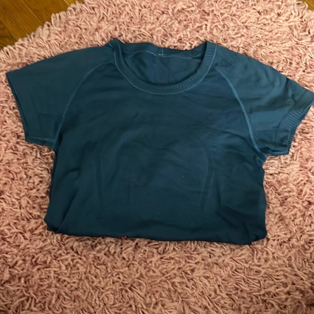 Blue lululemon swiftly tee